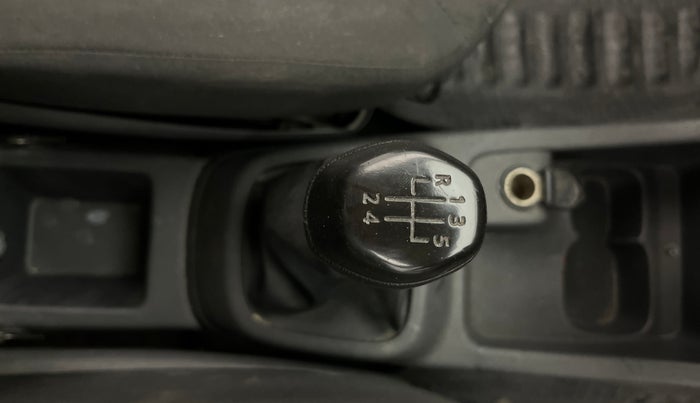 2016 Renault Kwid RXT 1.0, Petrol, Manual, 58,566 km, Gear Lever