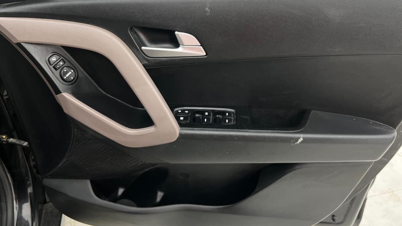 2019 Hyundai Creta SX 1.6 PETROL, Petrol, Manual, 87,934 km, Driver Side Door Panels Control