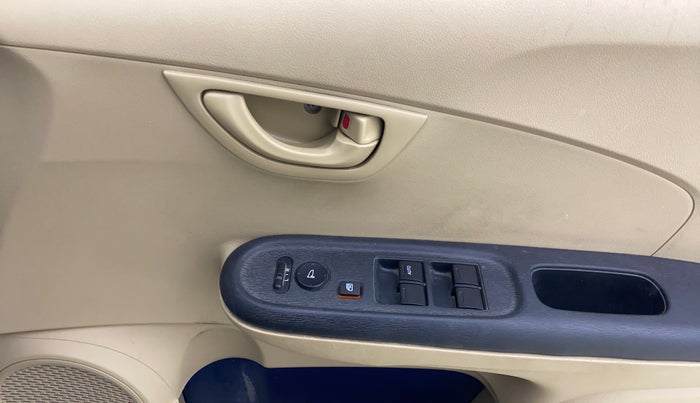 2015 Honda Brio S MT, Petrol, Manual, 55,442 km, Driver Side Door Panels Control