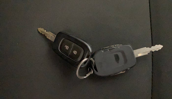 2022 Renault Kwid CLIMBER AMT 1.0, Petrol, Automatic, 20,835 km, Key Close Up