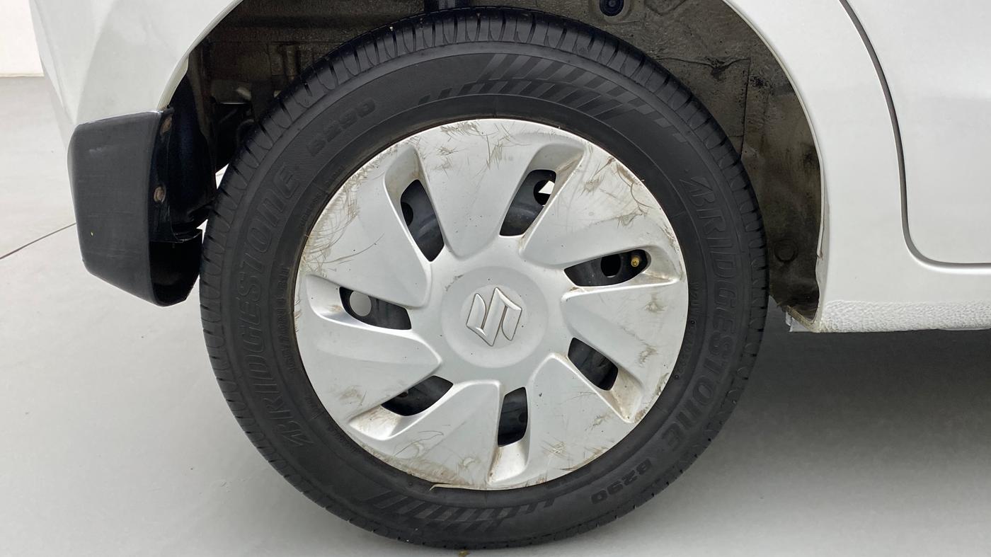 2017 Maruti Celerio VXI CNG OPT, CNG, Manual, 88,844 km, Right Rear Wheel