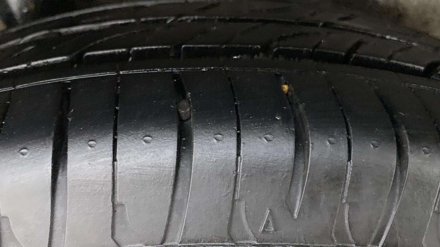 2017 Maruti Celerio VXI CNG OPT, CNG, Manual, 88,844 km, Right Rear Tyre Tread