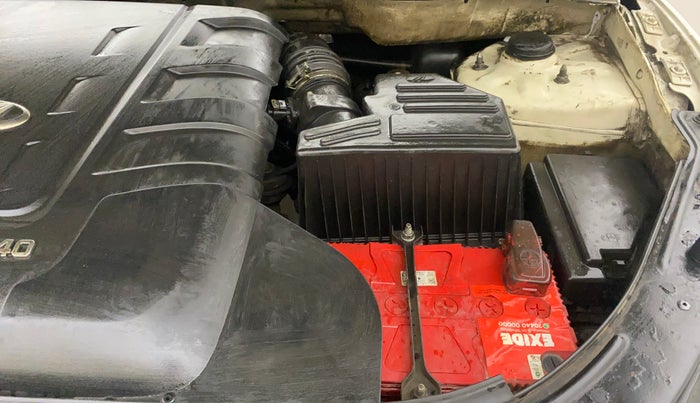 2016 Mahindra XUV500 W4, Diesel, Manual, 1,26,731 km, Engine View - Left