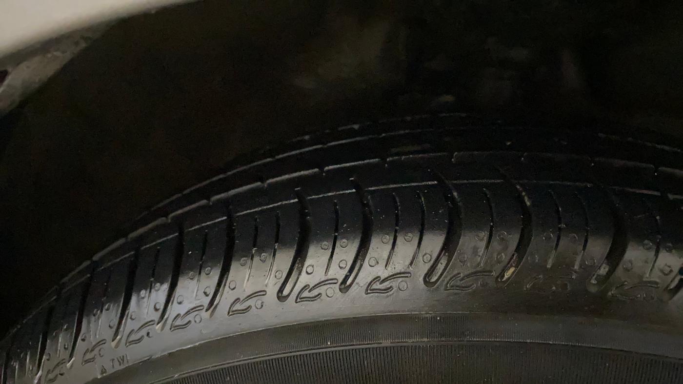 2016 Maruti Celerio VXI, Petrol, Manual, 38,067 km, Right Front Tyre Tread