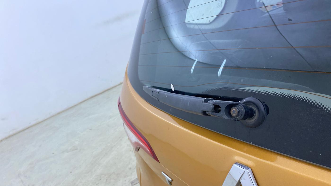 2022 Renault TRIBER RXZ AMT, Petrol, Automatic, 64,502 km, Rear Wiper