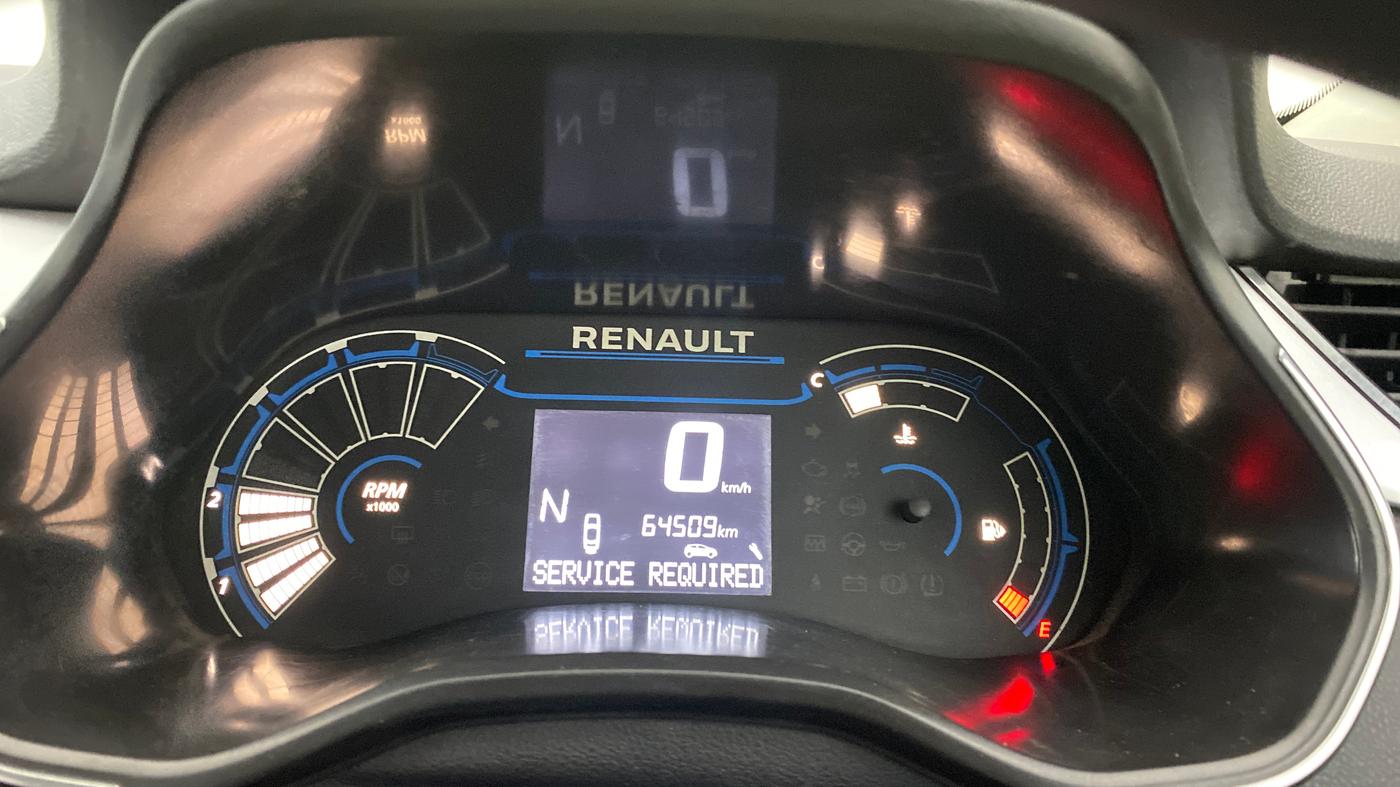 2022 Renault TRIBER RXZ AMT, Petrol, Automatic, 64,502 km, Odometer Image