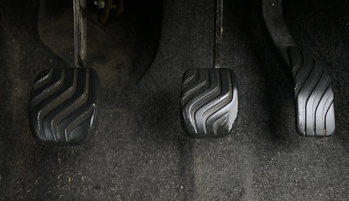 2015 Renault Kwid RXT 0.8, Petrol, Manual, 52,940 km, Pedals