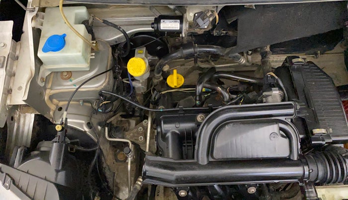 2016 Renault Kwid RXT 1.0, Petrol, Manual, 63,182 km, Engine View - Right