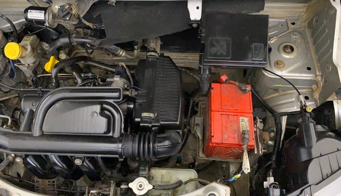 2016 Renault Kwid RXT 1.0, Petrol, Manual, 63,182 km, Engine View - Left