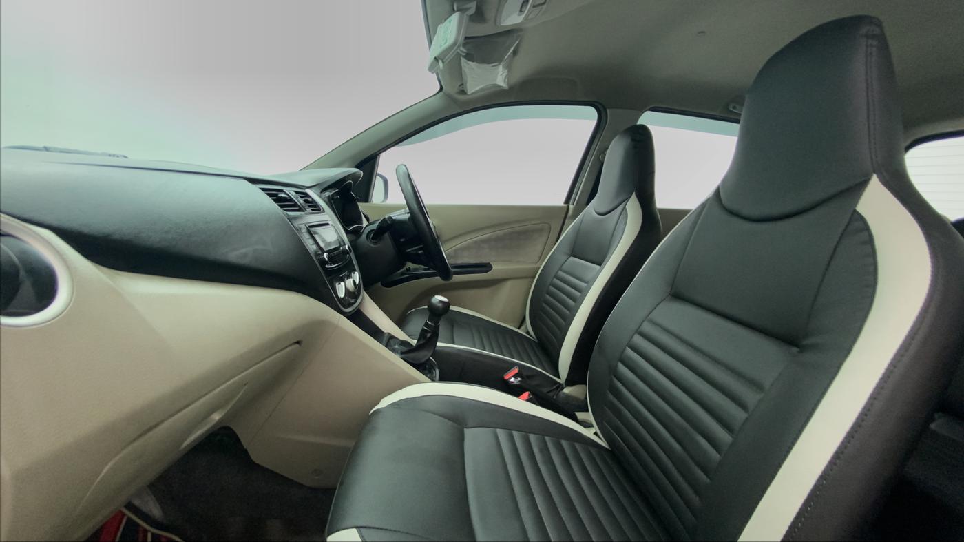 2017 Maruti Celerio ZXI D, Petrol, Manual, 51,010 km, Right Side Front Door Cabin View