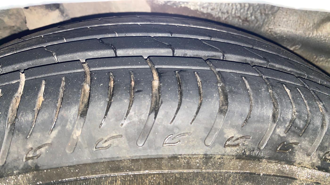 2014 Honda Mobilio 1.5L I-DTEC S, Diesel, Manual, 60,623 km, Right Rear Tyre Tread