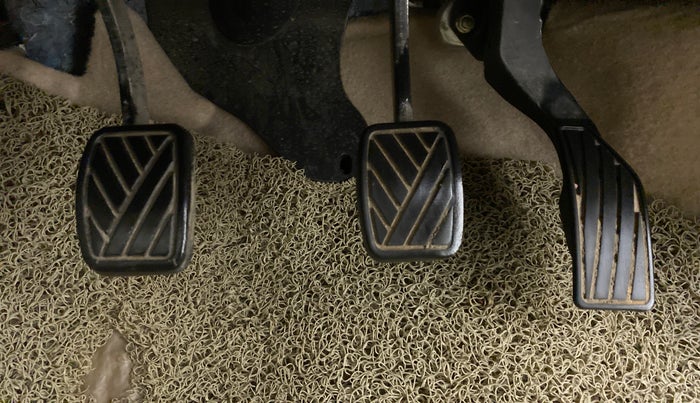 2016 Maruti Swift Dzire VDI BS IV, Diesel, Manual, 59,077 km, Pedals