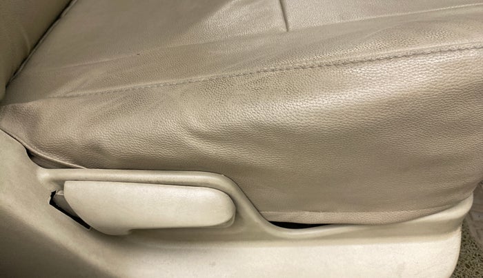 2016 Maruti Swift Dzire VDI BS IV, Diesel, Manual, 59,077 km, Driver Side Adjustment Panel