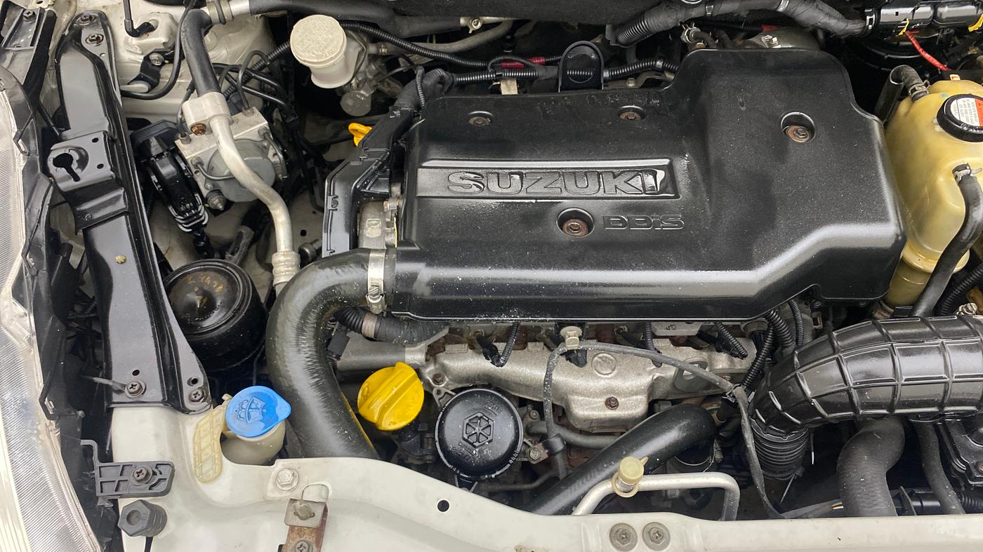 2013 Maruti Swift ZDI, Diesel, Manual, 94,083 km, Engine View - Right
