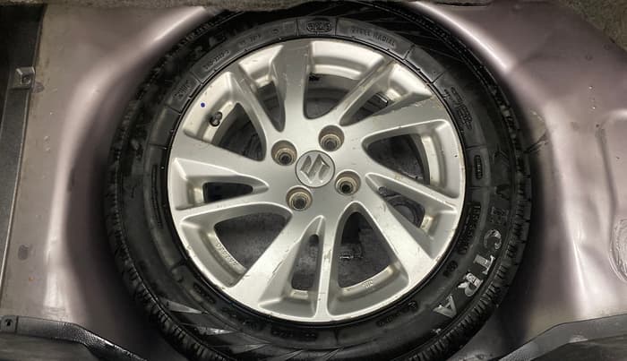 2013 Maruti Swift ZDI, Diesel, Manual, 94,083 km, Spare Tyre