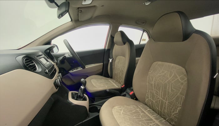 2014 Hyundai Xcent S (O) 1.2, Petrol, Manual, 87,990 km, Right Side Front Door Cabin