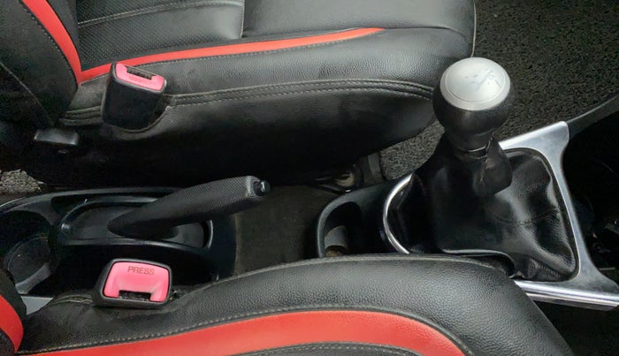 2011 Toyota Etios VX, Petrol, Manual, 1,15,500 km, Gear Lever