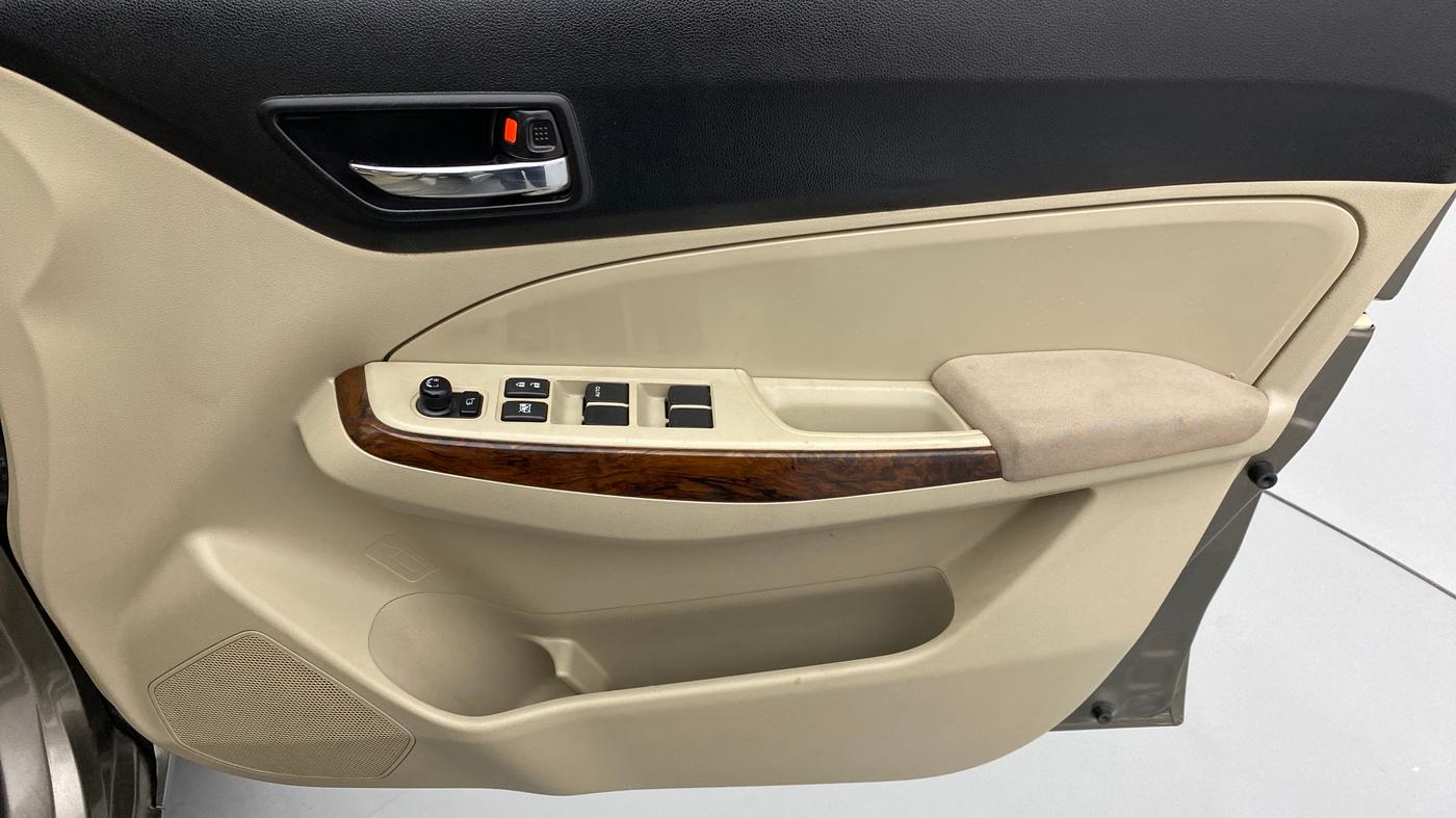 2017 Maruti Dzire ZXI AMT, Petrol, Automatic, 32,795 km, Driver Side Door Panels Control