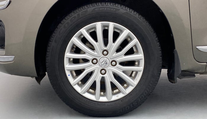 2017 Maruti Dzire ZXI AMT, Petrol, Automatic, 32,795 km, Left Front Wheel