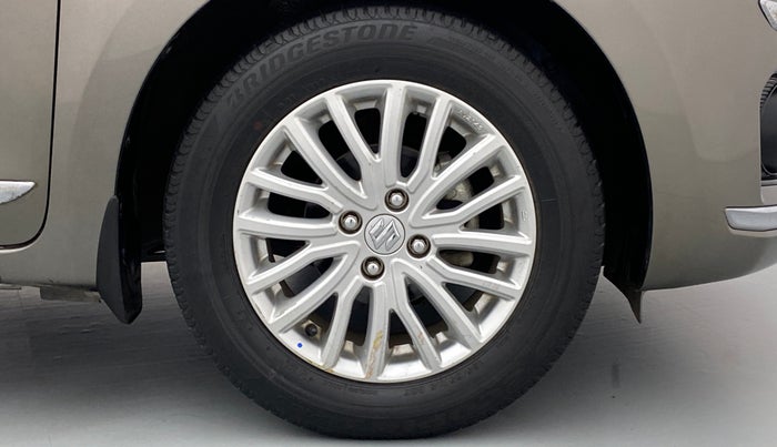 2017 Maruti Dzire ZXI AMT, Petrol, Automatic, 32,795 km, Right Front Wheel