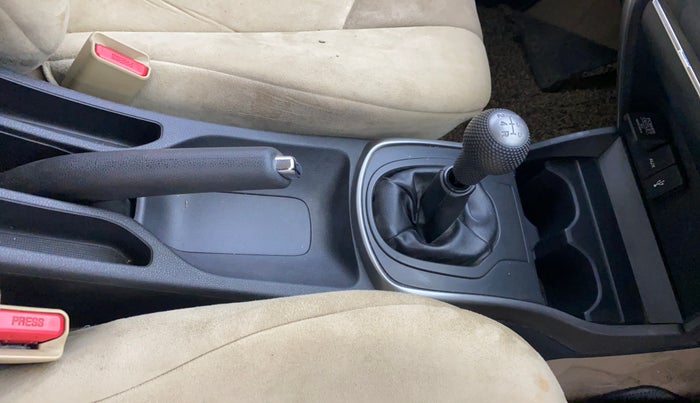 2014 Honda City 1.5L I-VTEC SV, Petrol, Manual, 27,179 km, Gear Lever
