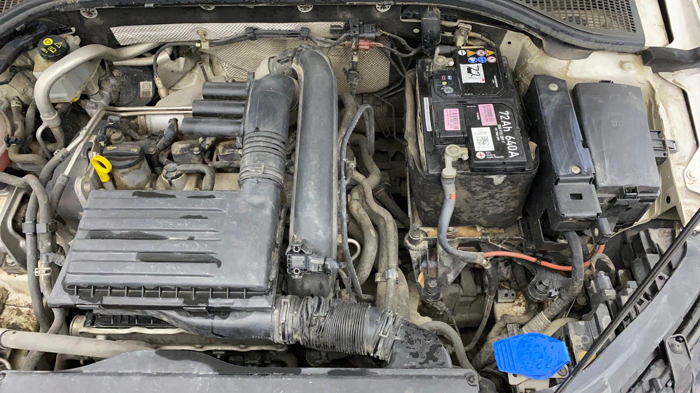 2019 Skoda Octavia STYLE 1.4 TSI, Petrol, Manual, 1,07,990 km, Engine View - Left