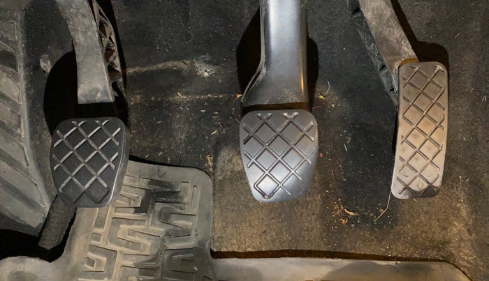 2019 Skoda Octavia STYLE 1.4 TSI, Petrol, Manual, 1,07,904 km, Pedals