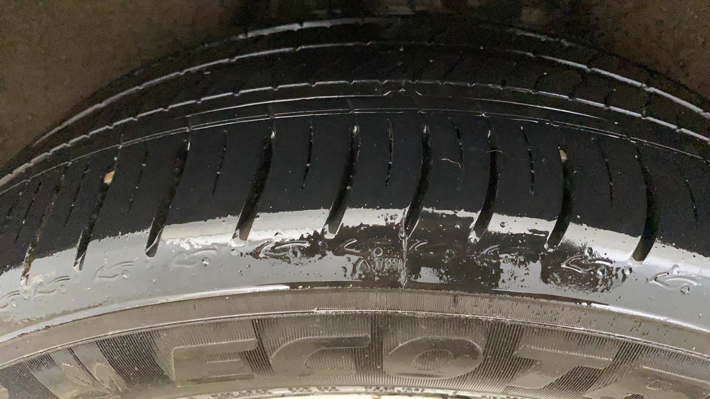 2019 Skoda Octavia STYLE 1.4 TSI, Petrol, Manual, 1,07,990 km, Right Rear Tyre Tread