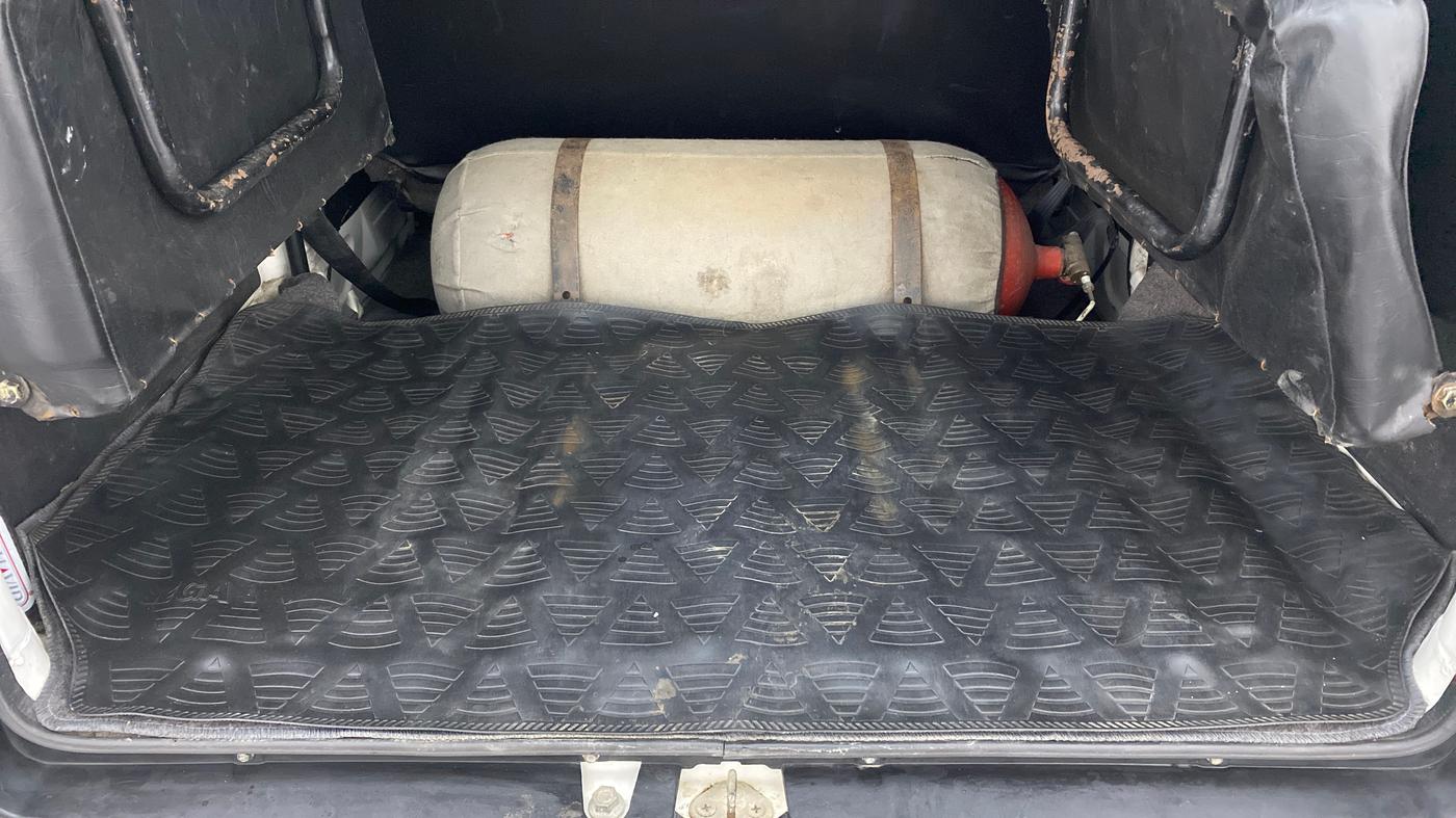 2018 Maruti Eeco 5 STR WITH AC PLUSHTR, CNG, Manual, 46,006 km, Boot Inside