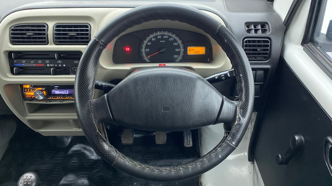 2018 Maruti Eeco 5 STR WITH AC PLUSHTR, CNG, Manual, 46,006 km, Steering Wheel Close Up