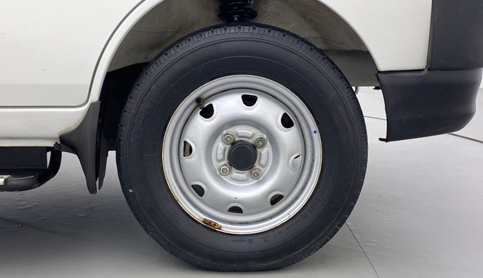 2018 Maruti Eeco 5 STR WITH AC PLUSHTR, CNG, Manual, 46,006 km, Right Front Wheel