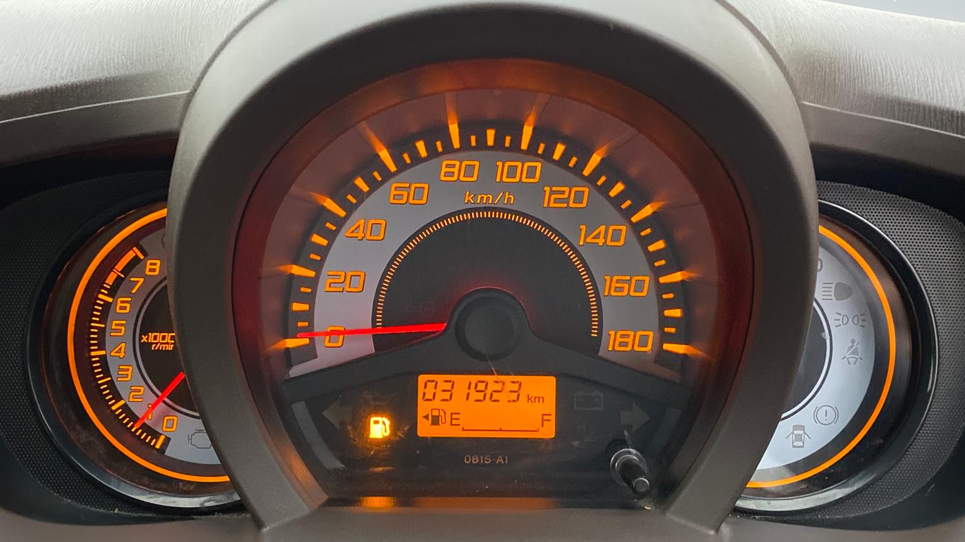 2014 Honda Brio S MT, Petrol, Manual, 31,923 km, Odometer Image