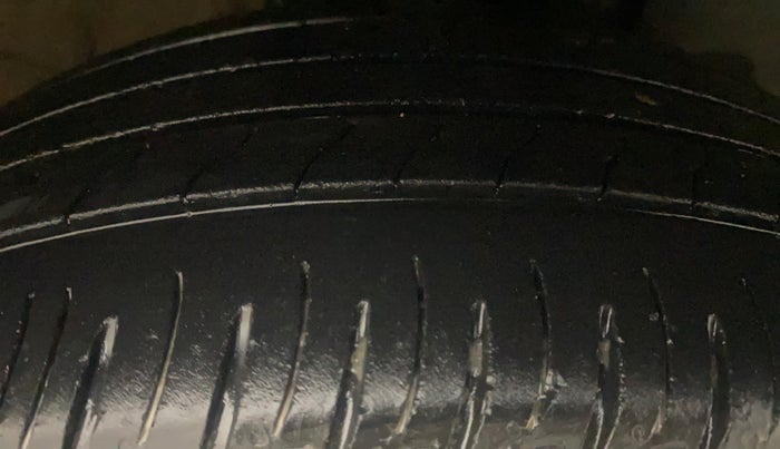 2020 Hyundai VENUE SX 1.0 TURBO, Petrol, Manual, 37,133 km, Right Front Tyre Tread