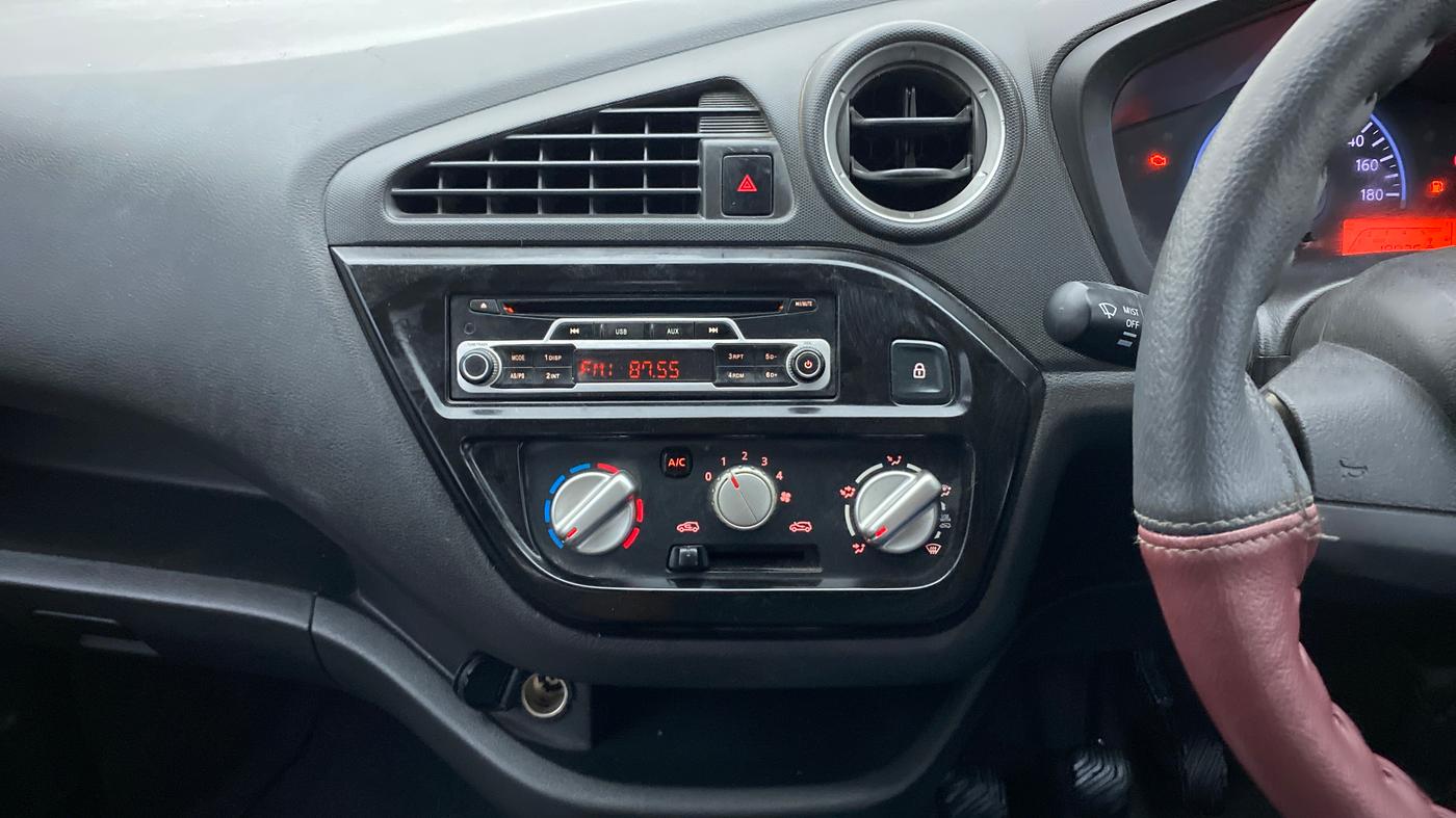2017 Datsun Redi Go T (O), Petrol, Manual, 18,908 km, Air Conditioner