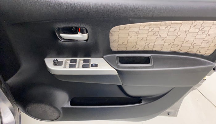 2014 Maruti Wagon R 1.0 VXI, Petrol, Manual, 79,725 km, Driver Side Door Panels Control