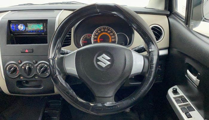2014 Maruti Wagon R 1.0 VXI, Petrol, Manual, 79,725 km, Steering Wheel Close Up