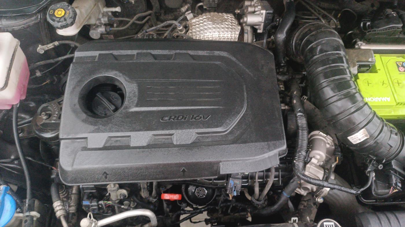 2021 Hyundai ALCAZAR PLATINUM(O) 7STR 1.5 AT, Diesel, Automatic, 52,880 km, Engine View