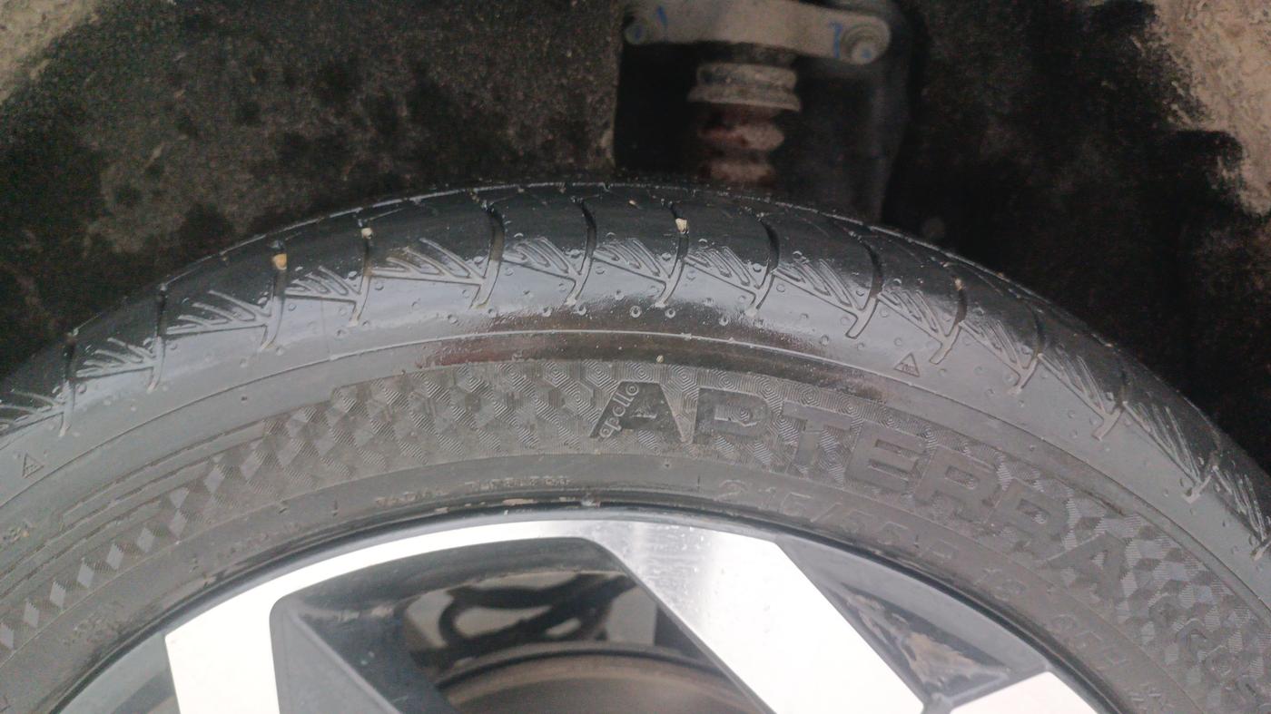 2021 Hyundai ALCAZAR PLATINUM(O) 7STR 1.5 AT, Diesel, Automatic, 52,880 km, Left Rear Tyre Tread