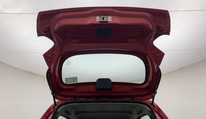 2021 Renault Kwid RXT 1.0 (O), Petrol, Manual, 1,186 km, Boot Door Open