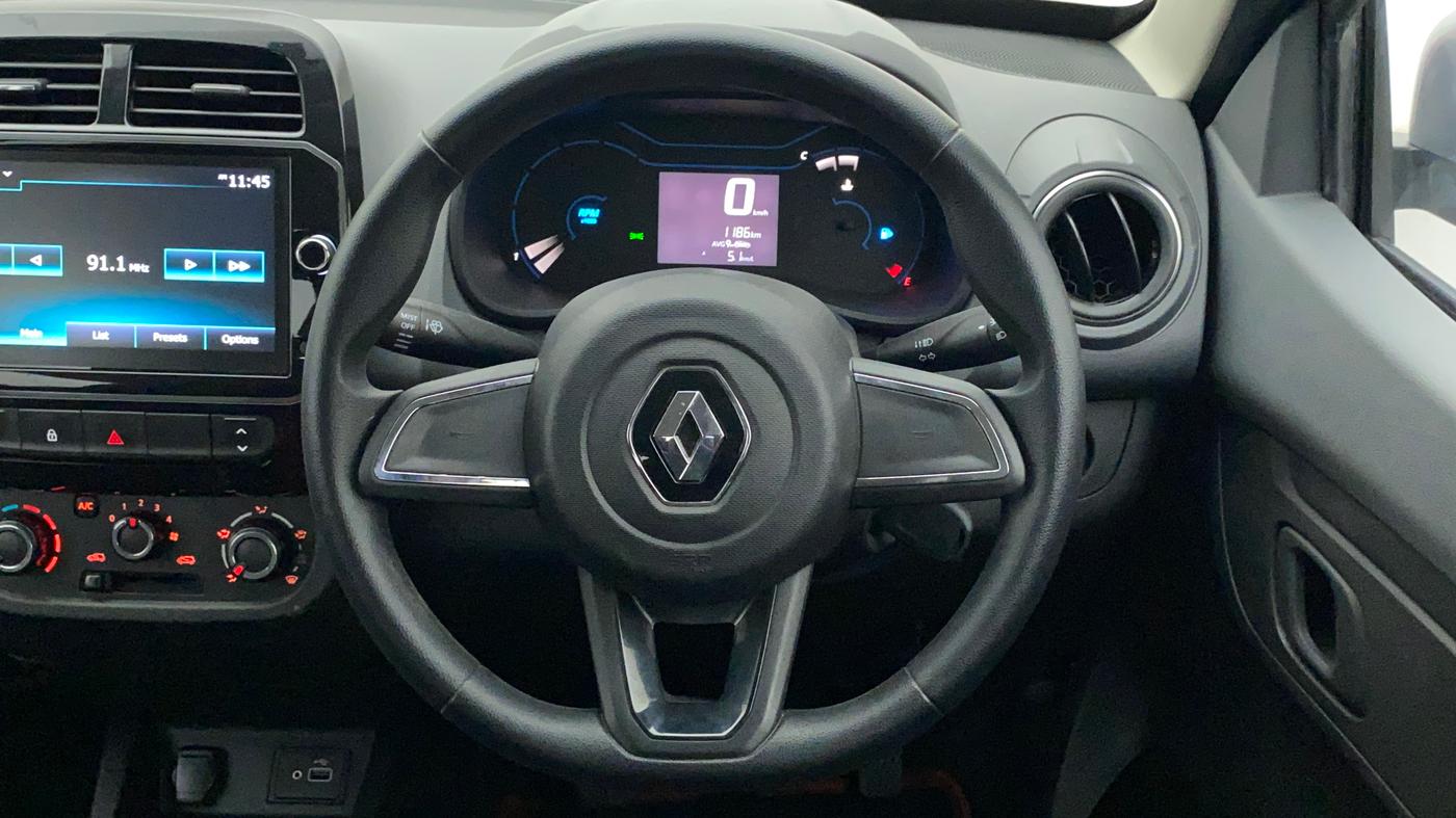 2021 Renault Kwid RXT 1.0 (O), Petrol, Manual, 1,186 km, Steering Wheel Close Up