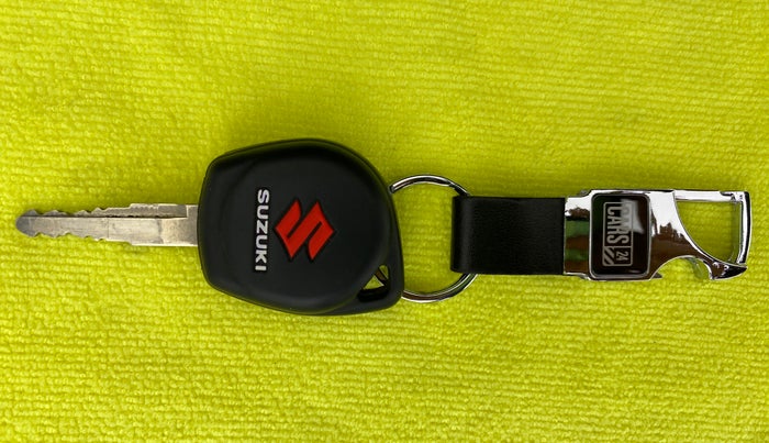 2019 Maruti Dzire VXI, Petrol, Manual, 21,100 km, Key Close Up