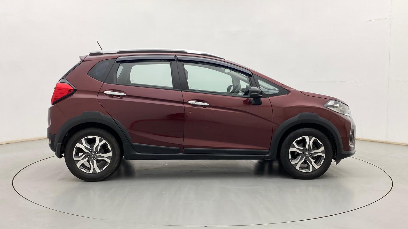 2017 Honda WR-V 1.5L I-DTEC VX MT, Diesel, Manual, 93,297 km, Right Side View