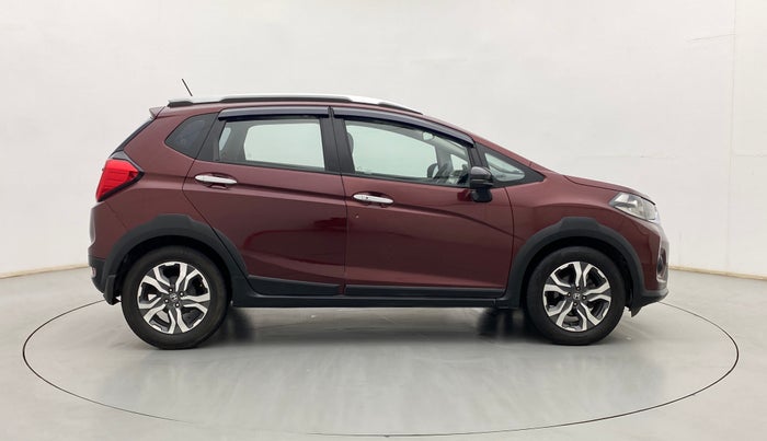 2017 Honda WR-V 1.5L I-DTEC VX MT, Diesel, Manual, 93,297 km, Right Side View