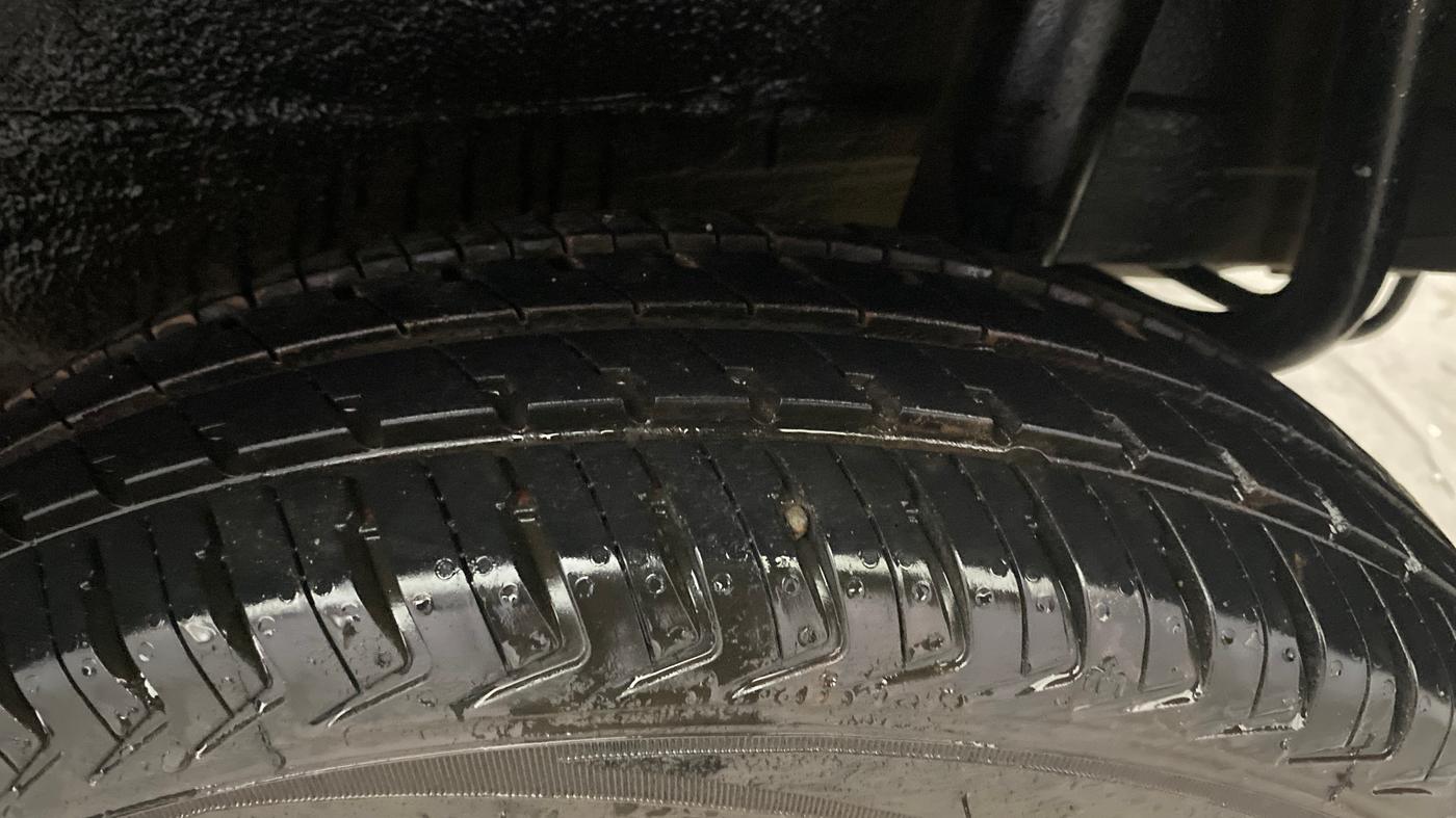 2025 Maruti Alto K10 VXi Plus (O) AGS, Petrol, Automatic, 3,078 km, Left Rear Tyre Tread