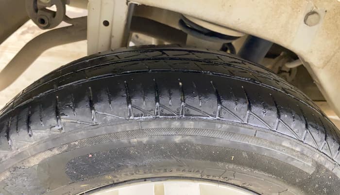 2023 Maruti Alto VXI, Petrol, Manual, 25,893 km, Right Rear Tyre Tread