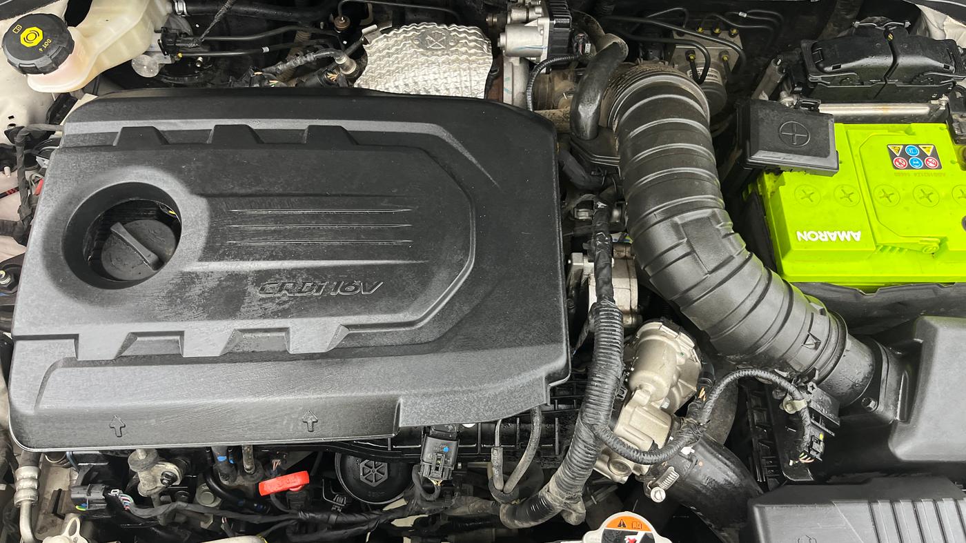2022 KIA CARENS PRESTIGE PLUS 1.5 DIESEL 7 STR, Diesel, Manual, 83,129 km, Engine View