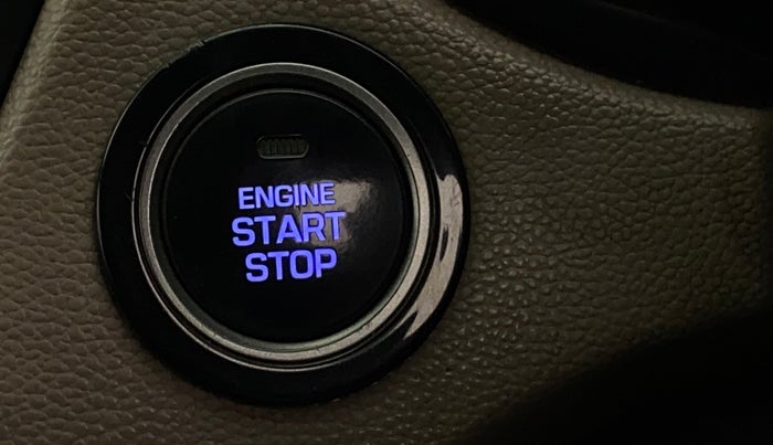 2017 Hyundai Elite i20 ASTA 1.4 CRDI (O), Diesel, Manual, 1,19,710 km, Keyless Start/ Stop Button