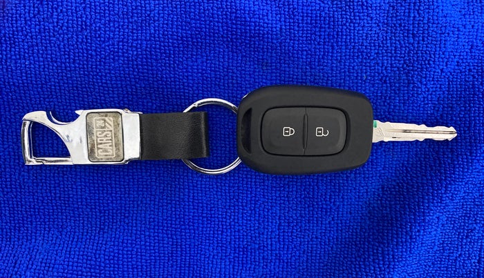 2019 Renault Duster RXS (O) CVT, Petrol, Automatic, 14,347 km, Key Close Up