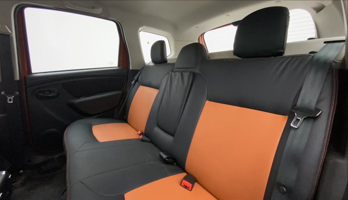 2019 Renault Duster RXS (O) CVT, Petrol, Automatic, 14,347 km, Right Side Rear Door Cabin
