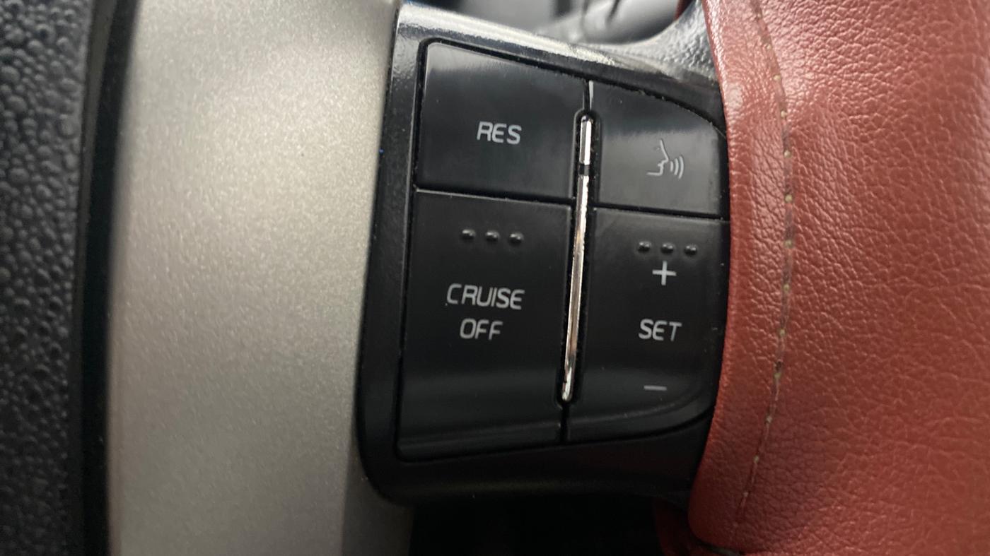 2017 Mahindra XUV500 W10 AT, Diesel, Automatic, 85,188 km, Adaptive Cruise Control